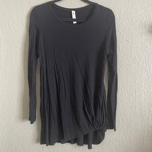Lightweight black tunic